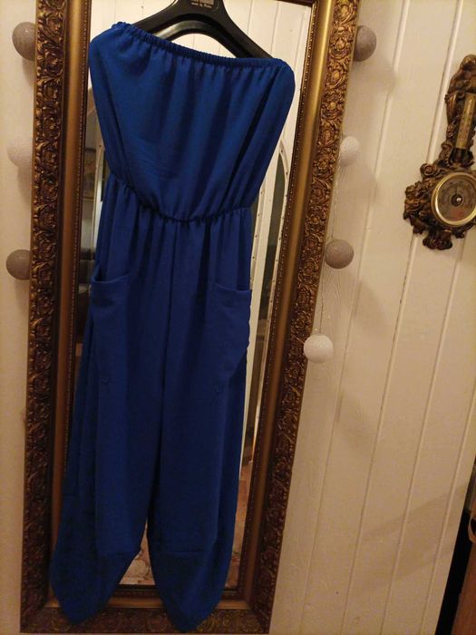 Kombinezon damski chabrowy.