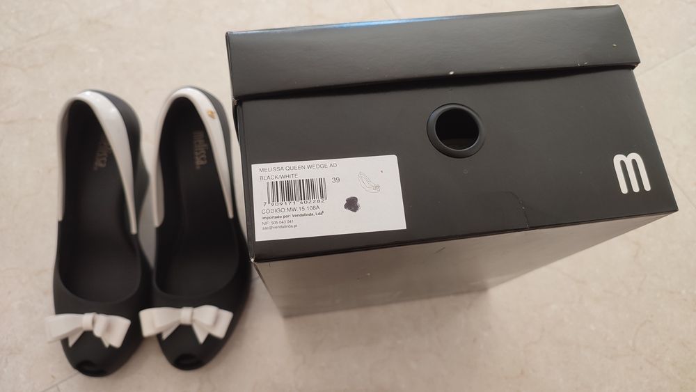 Melissa Queen wedge AD 39