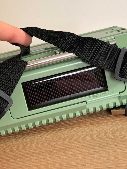 Radio awaryjne survivalowe na korbke