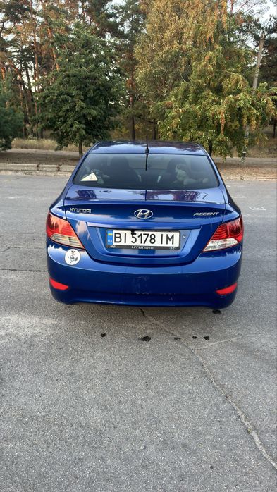 Hyundai Accent 2011 автомат 1.4