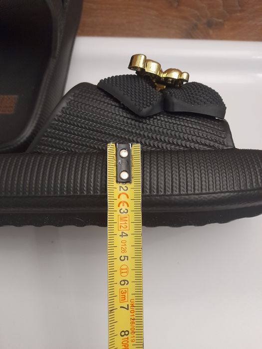 Klapki z kokardą 37