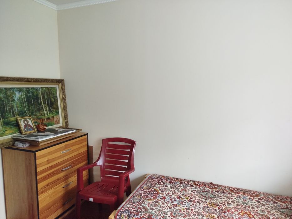 Цегляний будинок с. Різня, доглянутий, чистий, гарне місце, поряд ліс