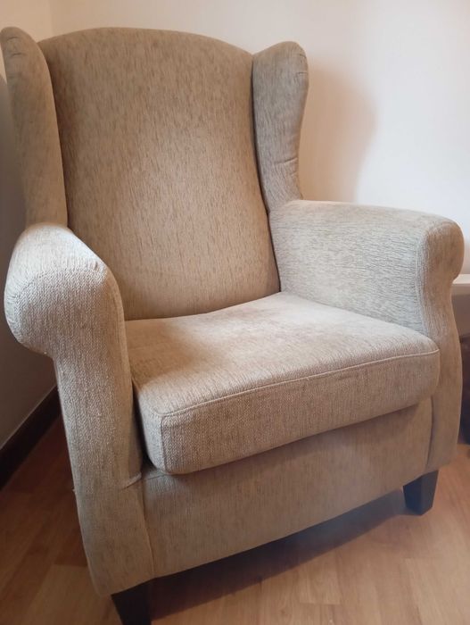 Poltrona em excelente estado