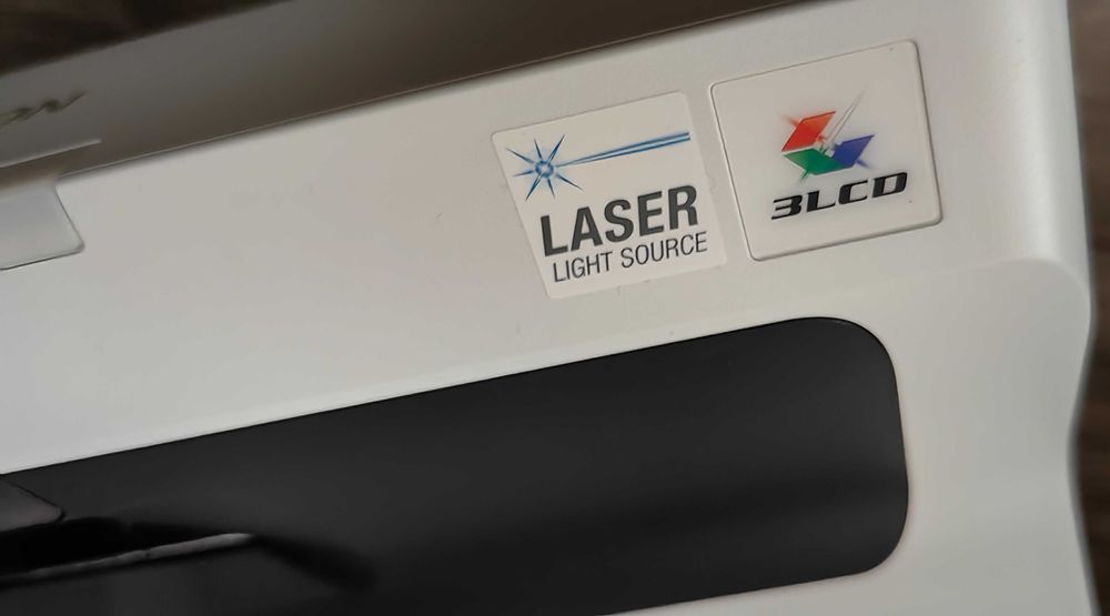 Rewelacja, NOWY videoprojektor Pro EPSON Laser !!! Za połowę ceny