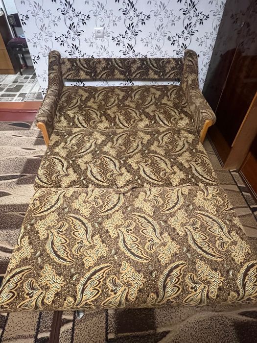 Диван-малютка в гарному стані/ самовивіз!