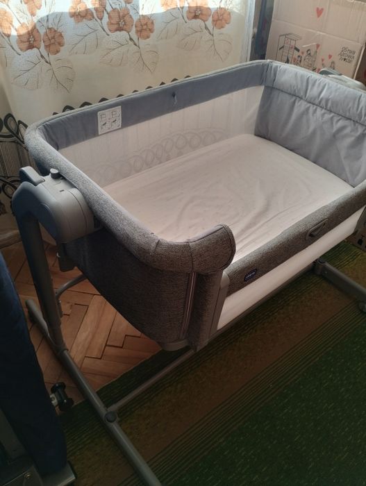 Продам дитяче ліжечко Chicco Next 2 Me MagicEvo