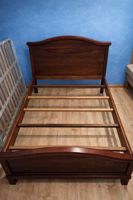 Cama de solteiro "vintage-style"