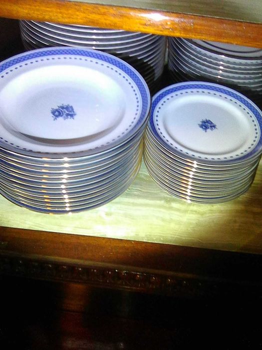 Serviço de jantar "Vista Alegre"