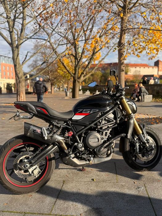 Benelli
