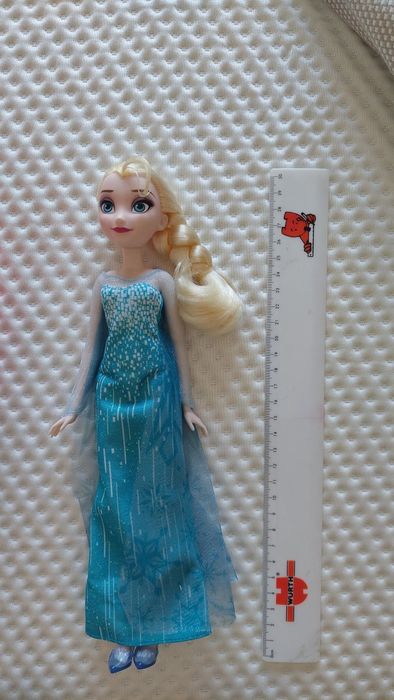 Barbie / Bonecas para menina