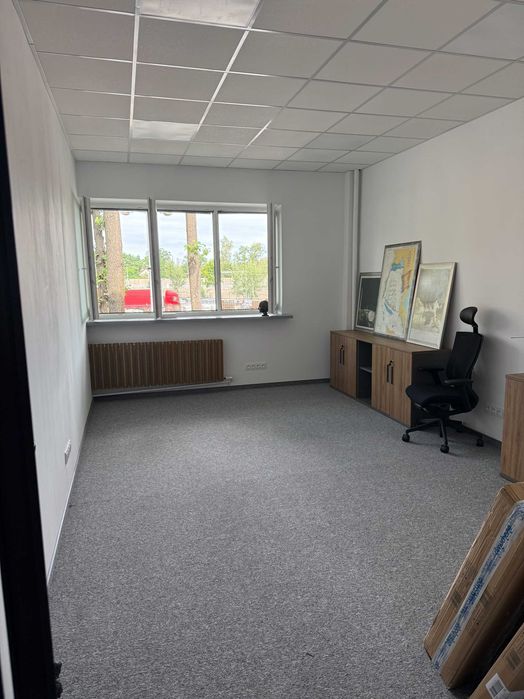 BIURO 21 M² DO WYNAJĘCIA pod Warszawą | media ogrzewanie parking w cenie / biura na wynajem blisko Warszawy