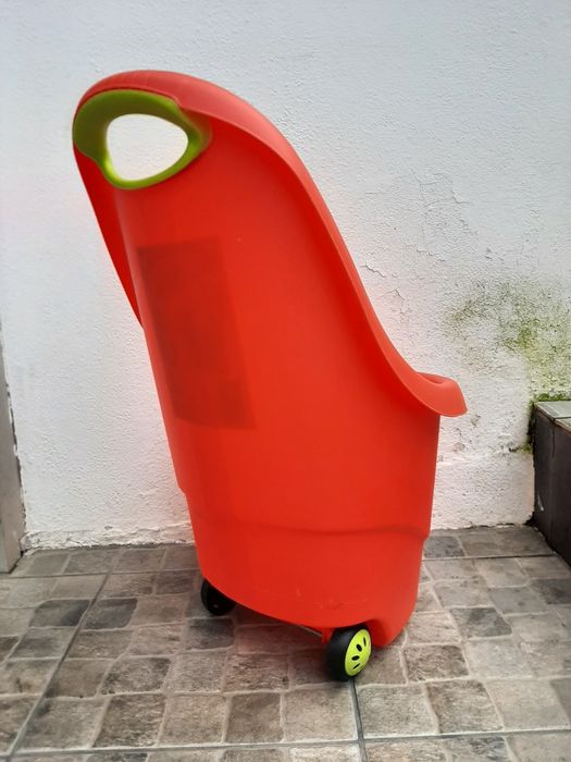 Carrinho para brinquedos ou arrumação
