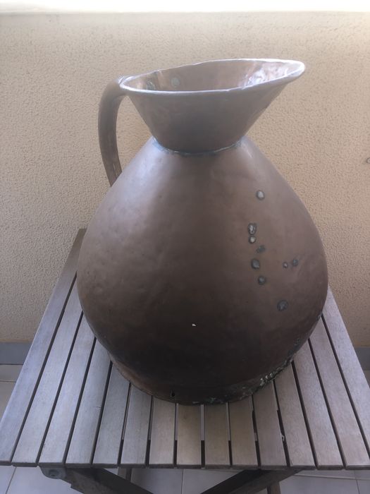 Jarro antigo em cobre