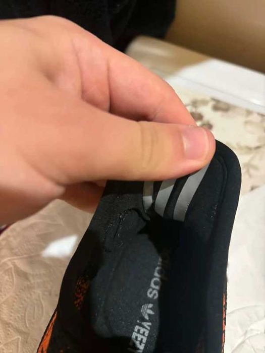 Buty Adidas Yeezy Boost 350 Kanye West Red Stripe r.40