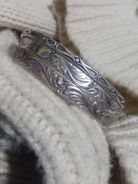 Trzy Srebrne bransoletki typu bangle
