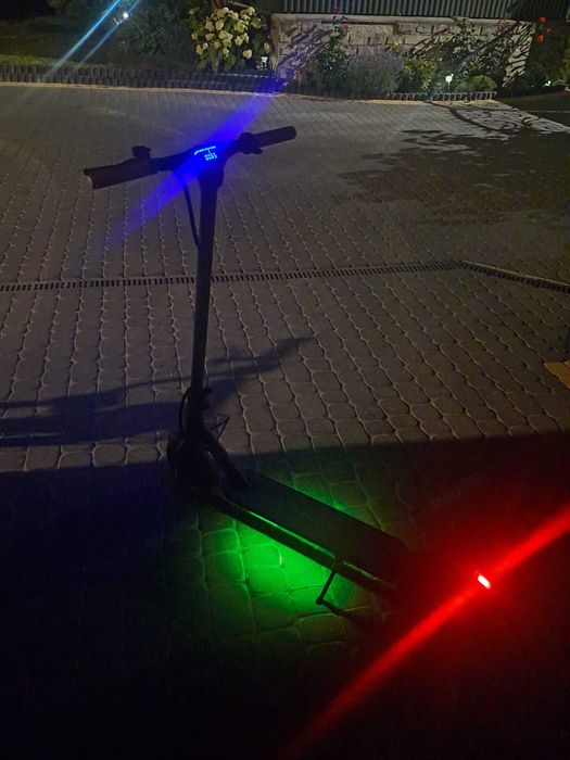 Продам електро самокат