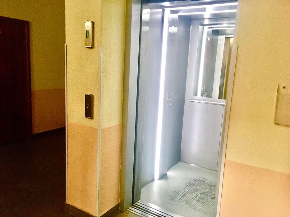 Затишна квартира подобово в центрі Мукачева біля Ратуші