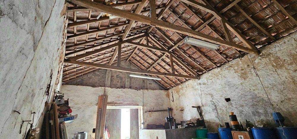 Adega em Sobral de Montagrasso