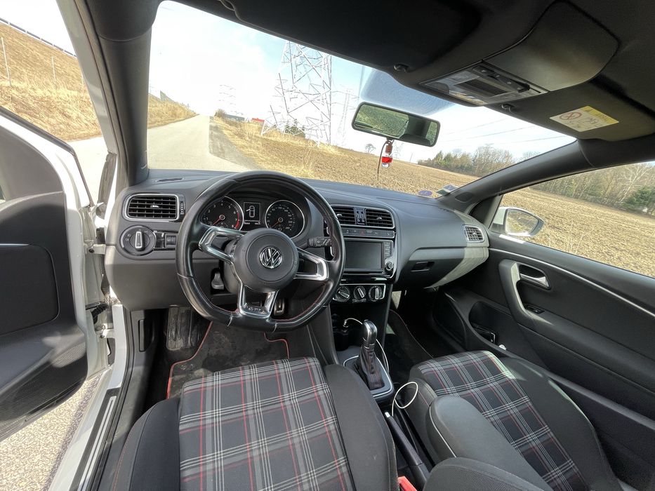 Volkswagena Polo GTI 1.8 TSI badzo zadbane niski przebiek