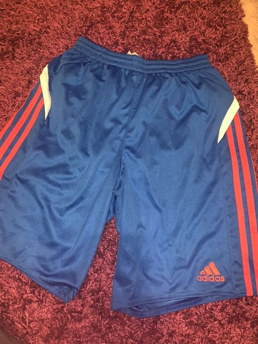 Spodenki piłkarskie sportowe adidas