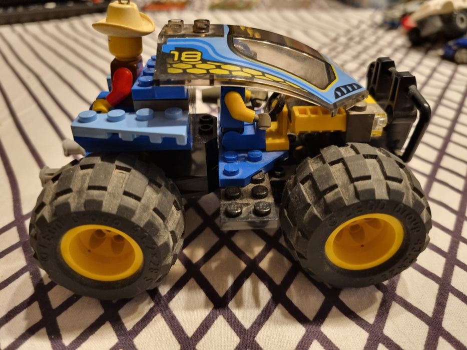 LEGO Racers 4585 Nitro Pulverizer