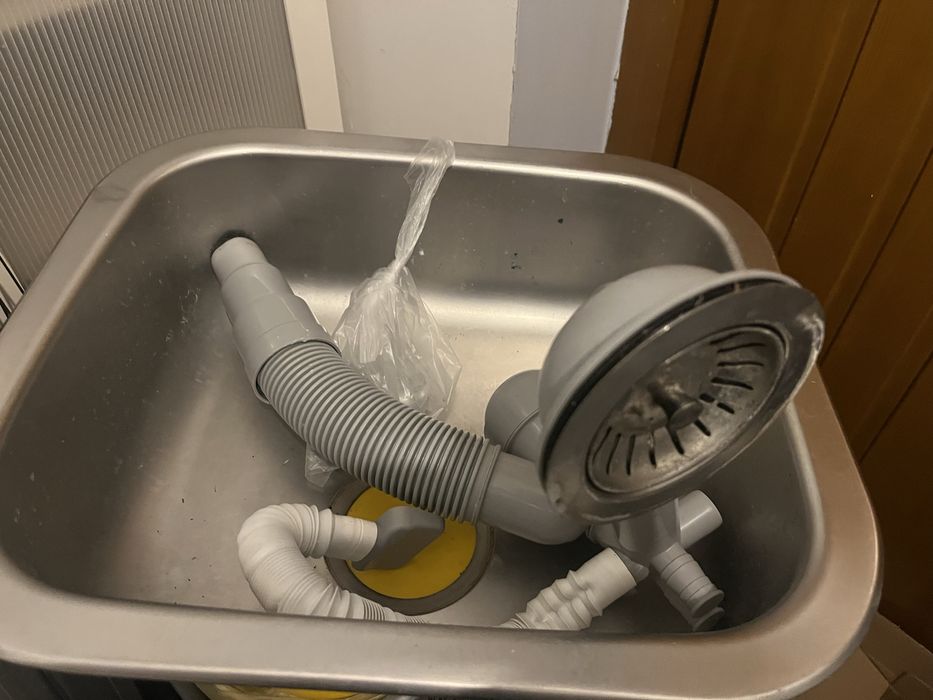 Zlew Ikea FYNDIG z syfonem