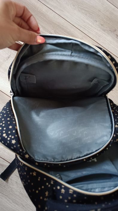 Plecak szkolny trzykomorowy head czarny z gwiazdkami jak nowy