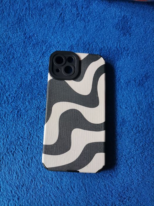 Etui do iPhone 13