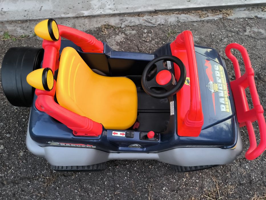 Дитячий електромобіль джип INJUSA 12V (Іспанія)