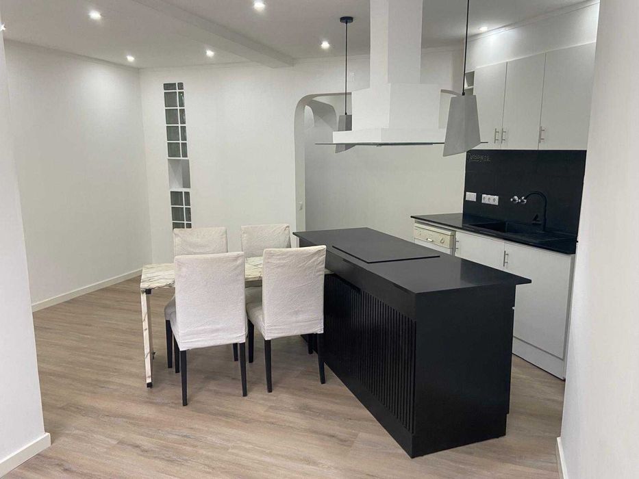 Apartamento para Arrendar ou Vender a 700 mts da Praia