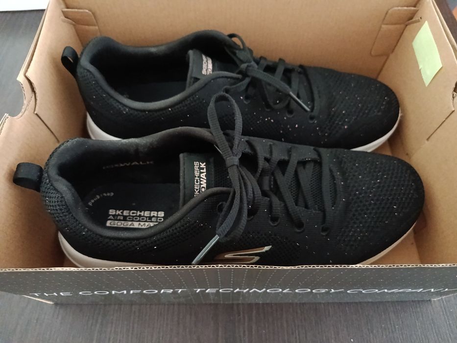 Tenis Skechers 42