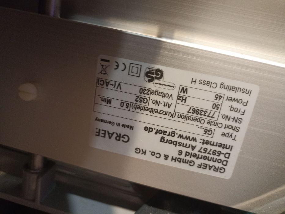 Єлектричний слайсер Graef.