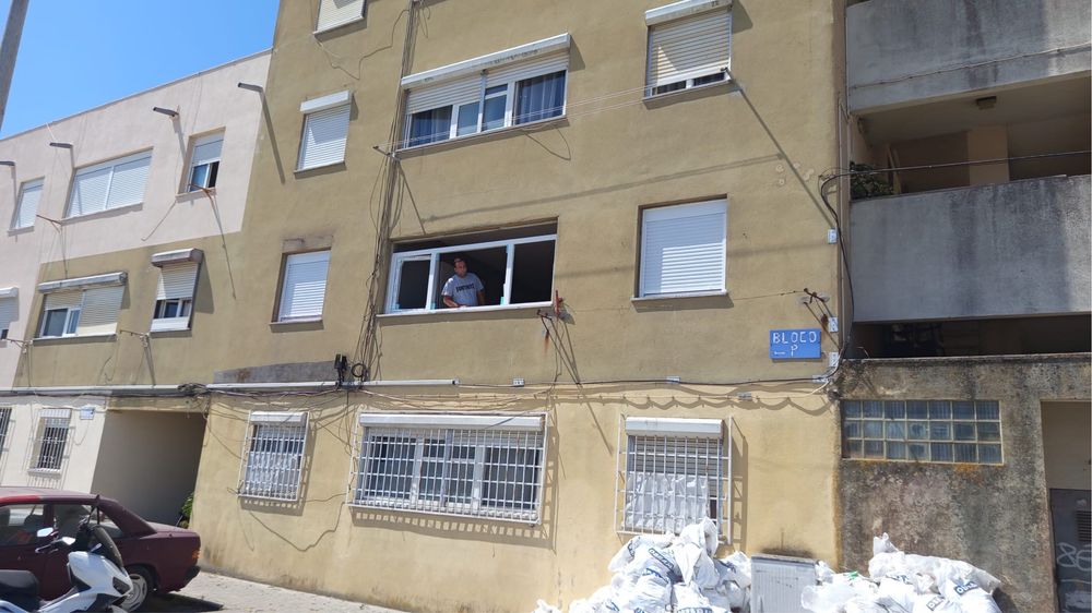 Andar T2 Alhos Vedros na Moita com logradouro remodelado