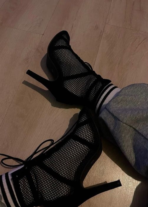 Туфлі High Heels