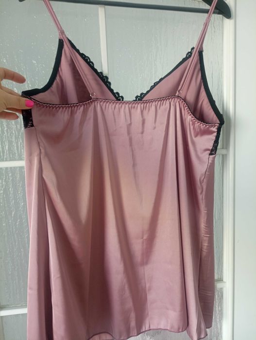 Satynowa koszulka z koronką,XL
