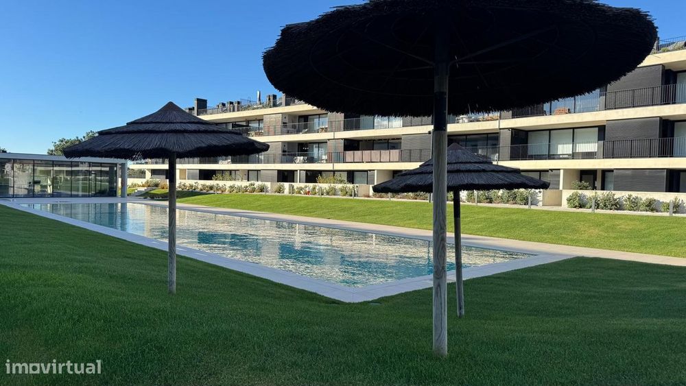 Apartamento T3 para arrendar na Apúlia - poucos metros do mar