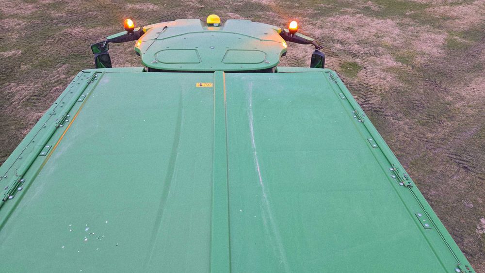 John deere S680i