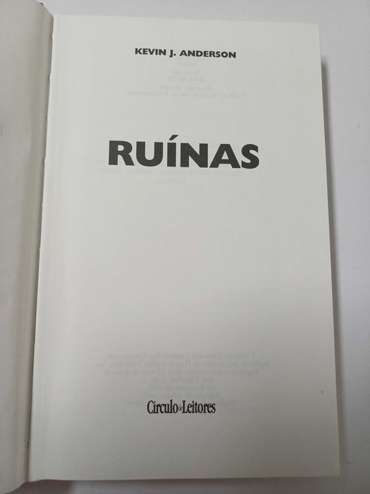 Kevin J. Anderson - Ficheiros secretos 'Ruinas'