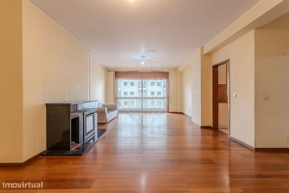 Apartamento T6 para venda