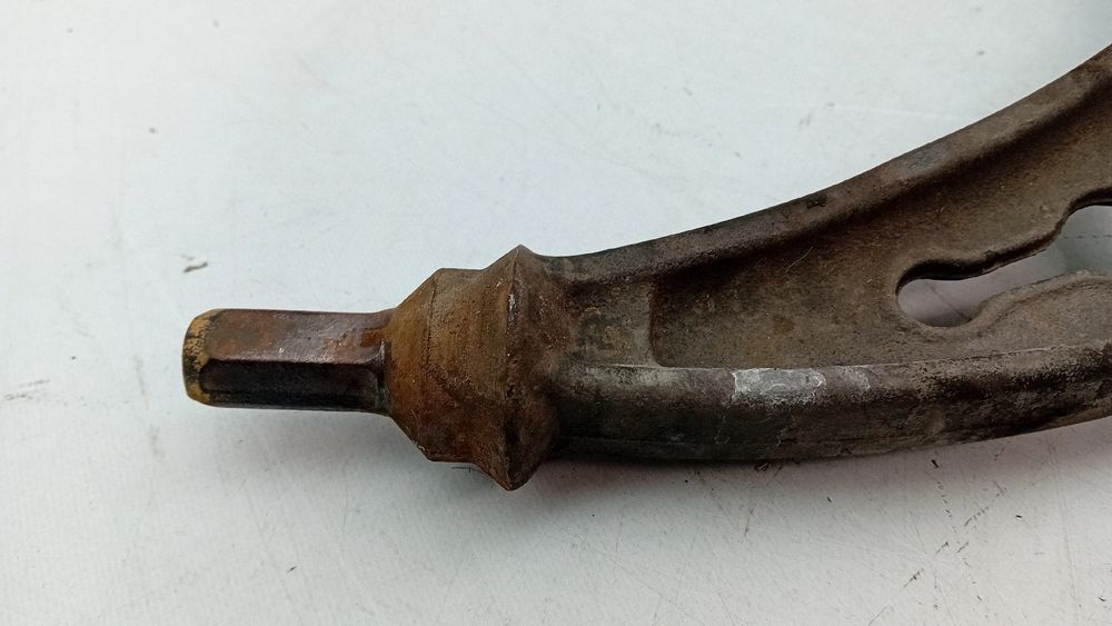 Braço de suspensão frente direito AUDI A3 (8P1)