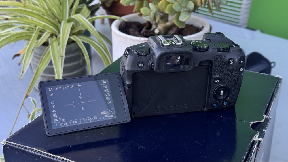 Canon RP (corpo) | Como Nova, na Caixa Original