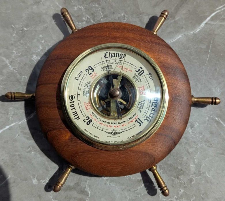 Барометр Англія. Барометр у вигляді штурвалу