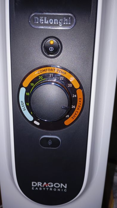 Irradiador a óleo De'Longhi Dragon TRD51025 |