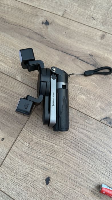 Selfi Stick Magic John z oświetleniem