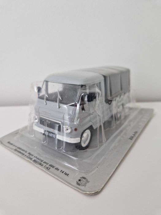 Model Żuk A-03 Kultowe Ciężarówki PRL DeAgostini skala 1:43