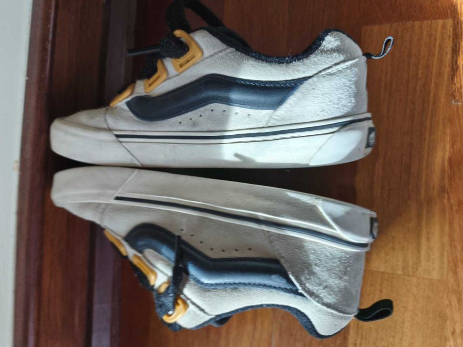 Ténis Vans knu skool tamanho 40