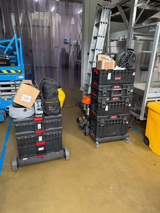 Serwis, modernizacja, naprawa maszyn przemysłowych.