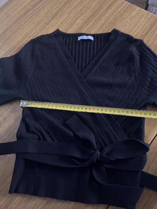 Гарна кофта жіноча