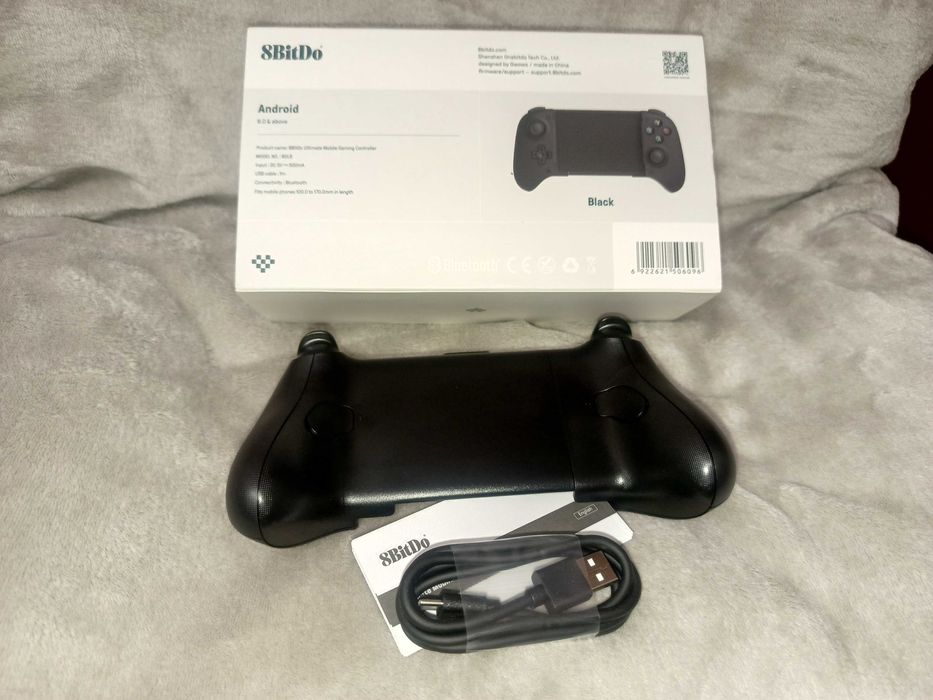 Геймпад 8Bitdo Ultimate Mobile Controller для смартфонов Android/iOS