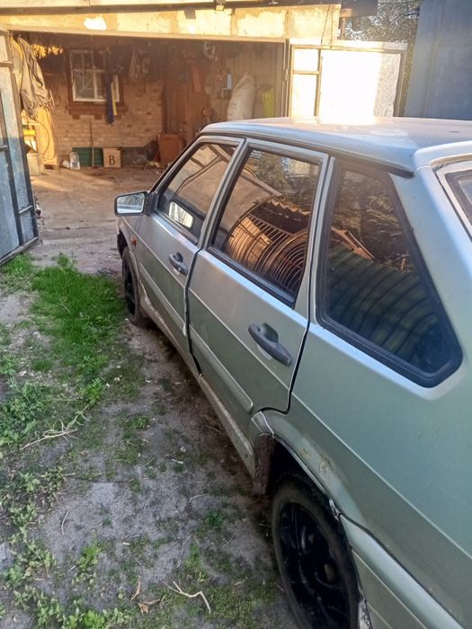 Продаеця ваз 2114 сів поїхав